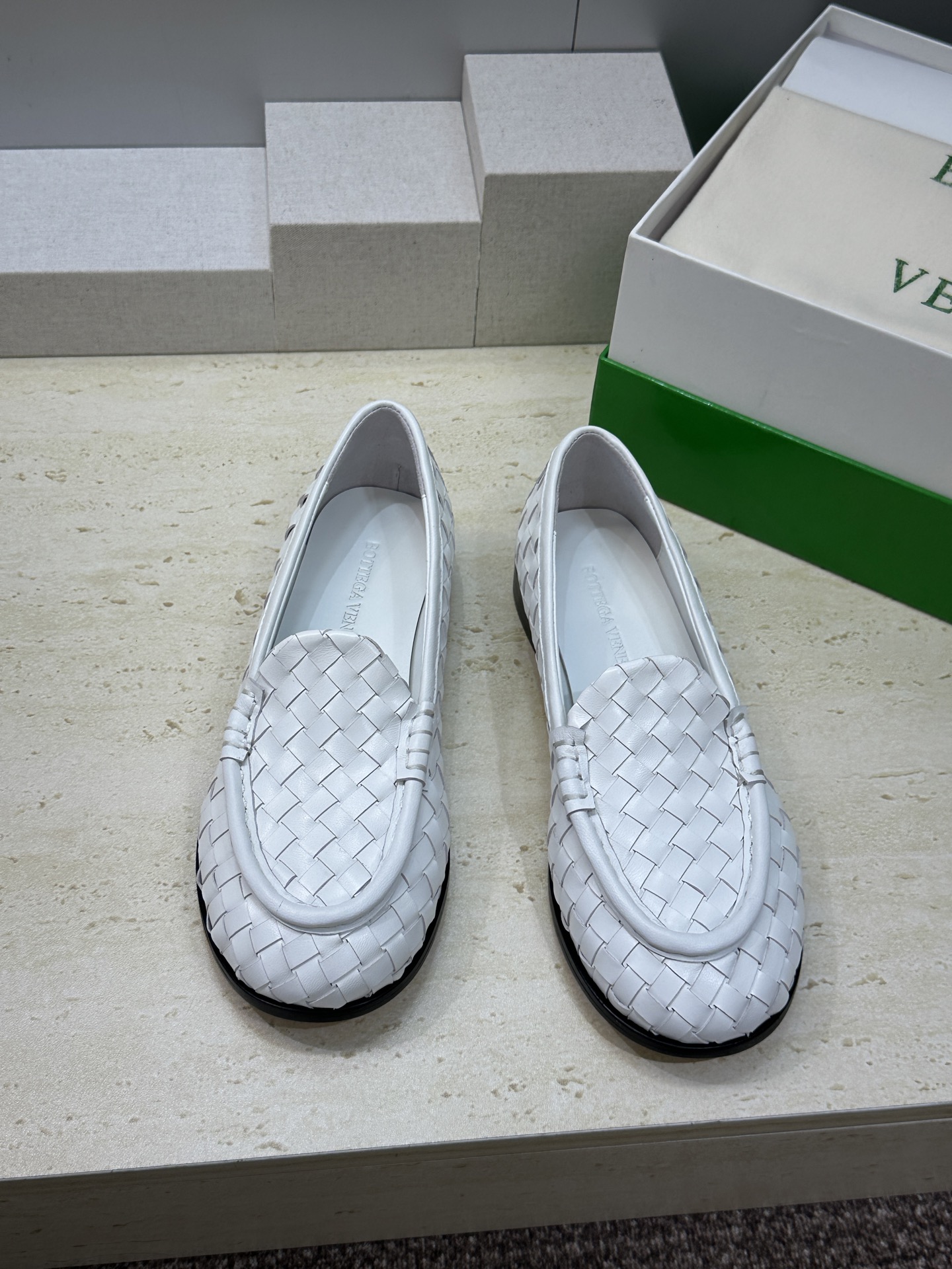 女码/男码+20Bottega Veneta 葆蝶家2026春夏情侣新款编织玛丽珍芭蕾舞单鞋 BV字母l
