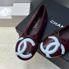 Chanel 香奈儿 2026春夏新款玛丽珍芭蕾舞娃娃女鞋 小香双C字母logo平底圆头蝴蝶结拼色单鞋 Chanel 香奈儿 2026春夏新款玛丽珍芭蕾舞娃娃女鞋 小香双C字母logo平底圆头蝴蝶结拼色单鞋