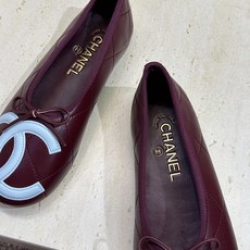 Chanel 香奈儿 2026春夏新款玛丽珍芭蕾舞娃娃女鞋 小香双C字母logo平底圆头蝴蝶结拼色单鞋 Chanel 香奈儿 2026春夏新款玛丽珍芭蕾舞娃娃女鞋 小香双C字母logo平底圆头蝴蝶结拼色单鞋