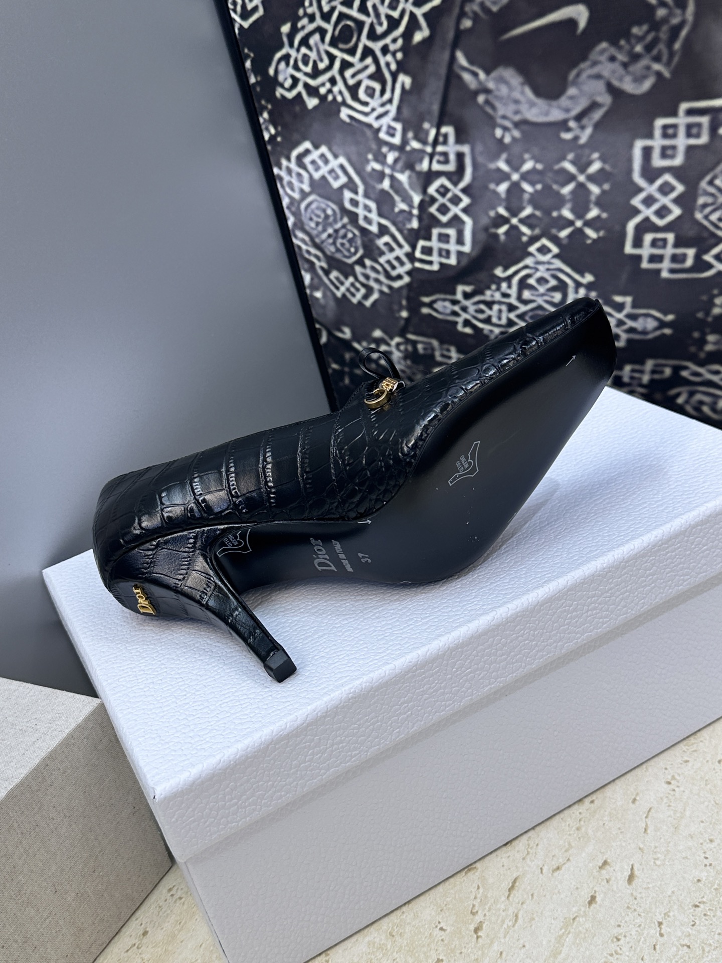 迪奥 Dior 2026 春夏新款高定系列 Muse 高跟蝴蝶结流苏玛丽珍芭蕾舞女鞋  明星同款CD字母