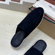 (配全套飞机盒)LORO PIANA 诺悠.翩雅 经典春夏果冻色平底穆勒凉拖男鞋 LP字母logo糖果色 (配全套飞机盒)LORO PIANA 诺悠.翩雅 经典春夏果冻色平底穆勒凉拖男鞋 LP字母logo糖果色