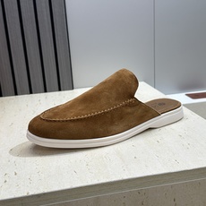 (配全套飞机盒)LORO PIANA 诺悠.翩雅 经典春夏果冻色平底穆勒凉拖男鞋 LP字母logo糖果色 (配全套飞机盒)LORO PIANA 诺悠.翩雅 经典春夏果冻色平底穆勒凉拖男鞋 LP字母logo糖果色