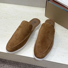 (配全套飞机盒)LORO PIANA 诺悠.翩雅 经典春夏果冻色平底穆勒凉拖男鞋 LP字母logo糖果色 (配全套飞机盒)LORO PIANA 诺悠.翩雅 经典春夏果冻色平底穆勒凉拖男鞋 LP字母logo糖果色