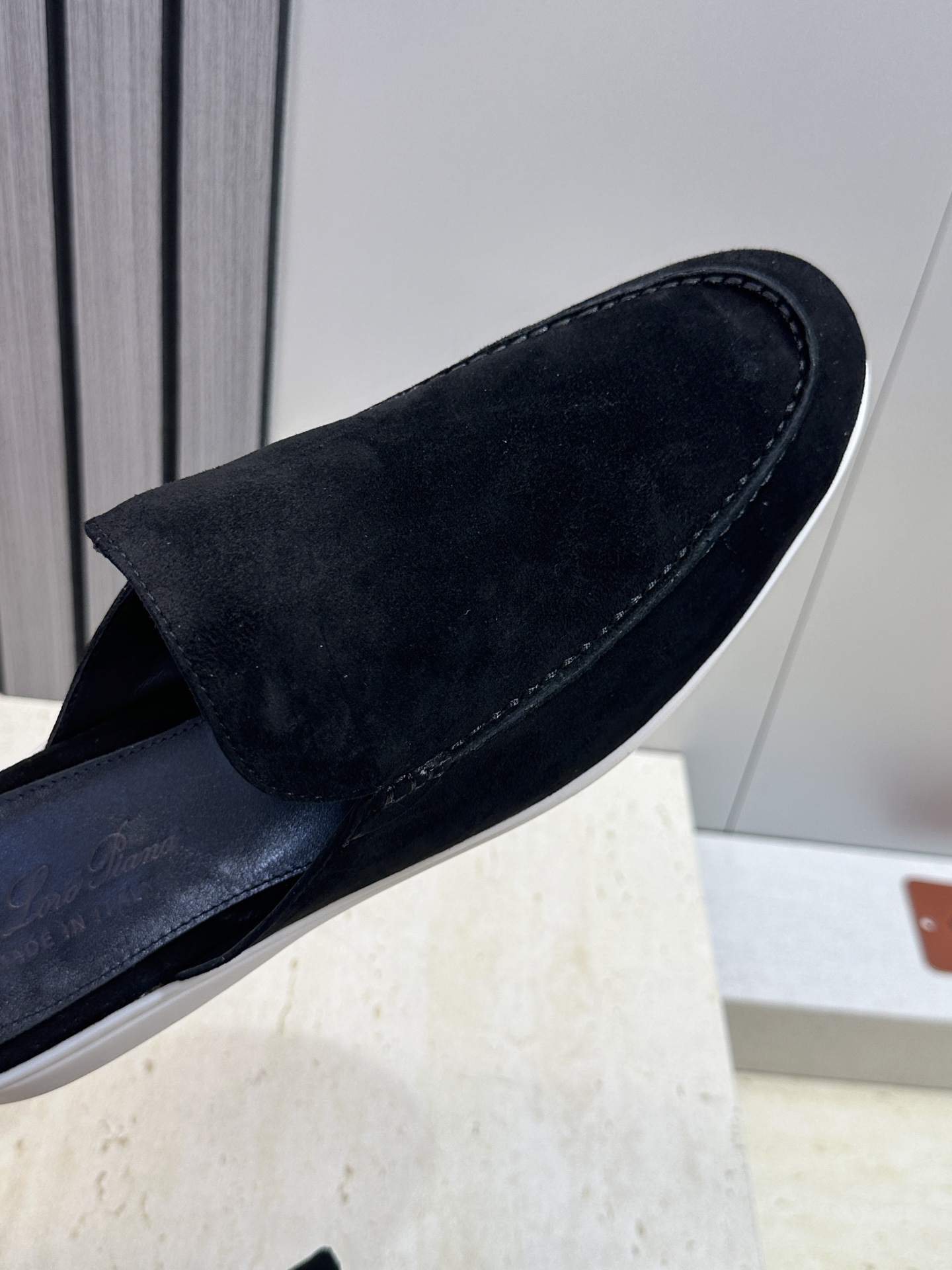 (配全套飞机盒)LORO PIANA 诺悠.翩雅 经典春夏果冻色平底穆勒凉拖男鞋 LP字母logo糖果色