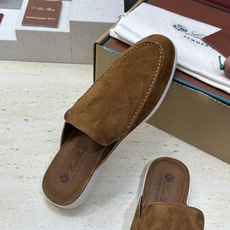 (配全套飞机盒)LORO PIANA 诺悠.翩雅 经典春夏果冻色平底穆勒凉拖男鞋 LP字母logo糖果色 (配全套飞机盒)LORO PIANA 诺悠.翩雅 经典春夏果冻色平底穆勒凉拖男鞋 LP字母logo糖果色
