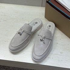 (配全套飞机盒)LORO PIANA 诺悠.翩雅 经典春夏果冻色平底流苏穆勒凉拖女鞋 LP字母logo五 (配全套飞机盒)LORO PIANA 诺悠.翩雅 经典春夏果冻色平底流苏穆勒凉拖女鞋 LP字母logo五