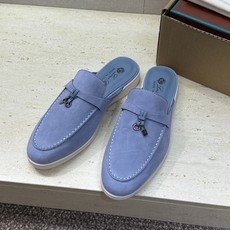 (配全套飞机盒)LORO PIANA 诺悠.翩雅 经典春夏果冻色平底流苏穆勒凉拖女鞋 LP字母logo五 (配全套飞机盒)LORO PIANA 诺悠.翩雅 经典春夏果冻色平底流苏穆勒凉拖女鞋 LP字母logo五