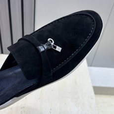 (配全套飞机盒)LORO PIANA 诺悠.翩雅 经典春夏果冻色平底流苏穆勒凉拖女鞋 LP字母logo五 (配全套飞机盒)LORO PIANA 诺悠.翩雅 经典春夏果冻色平底流苏穆勒凉拖女鞋 LP字母logo五