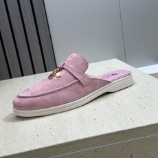 (配全套飞机盒)LORO PIANA 诺悠.翩雅 经典春夏果冻色平底流苏穆勒凉拖女鞋 LP字母logo五 (配全套飞机盒)LORO PIANA 诺悠.翩雅 经典春夏果冻色平底流苏穆勒凉拖女鞋 LP字母logo五