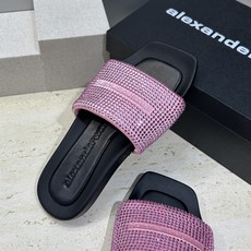 Alexanderwang 2026春夏新款水钻女鞋 亚历山大.王 字母logo平底方头露趾凉拖鞋材质: Alexanderwang 2026春夏新款水钻女鞋 亚历山大.王 字母logo平底方头露趾凉拖鞋材质: