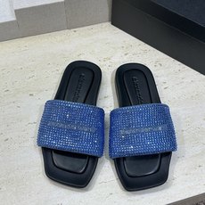 Alexanderwang 2026春夏新款水钻女鞋 亚历山大.王 字母logo平底方头露趾凉拖鞋材质: Alexanderwang 2026春夏新款水钻女鞋 亚历山大.王 字母logo平底方头露趾凉拖鞋材质: