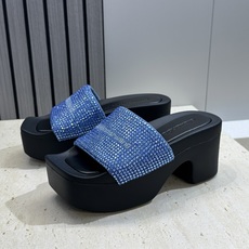 Alexander Wang 2026春夏新款粗跟水钻女鞋 亚历山大 .王明星同款字母logo厚底方头露 Alexander Wang 2026春夏新款粗跟水钻女鞋 亚历山大 .王明星同款字母logo厚底方头露