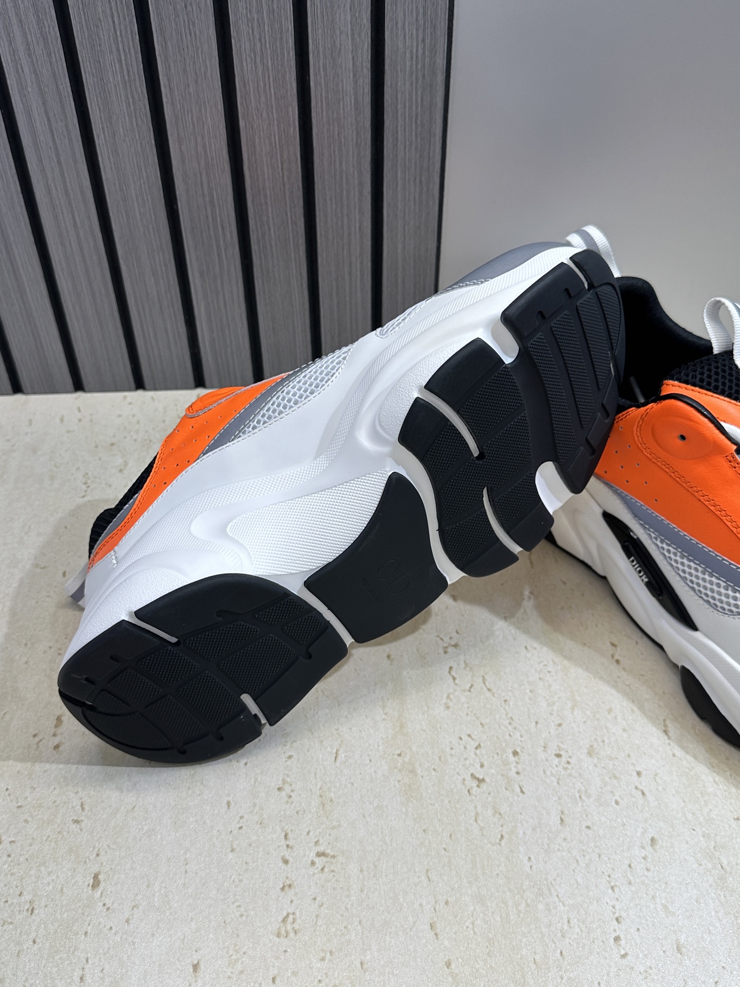 顶级版本 Dior Homme sneaker B22 男士运动休闲鞋新颜色，火爆ing的Dior B2