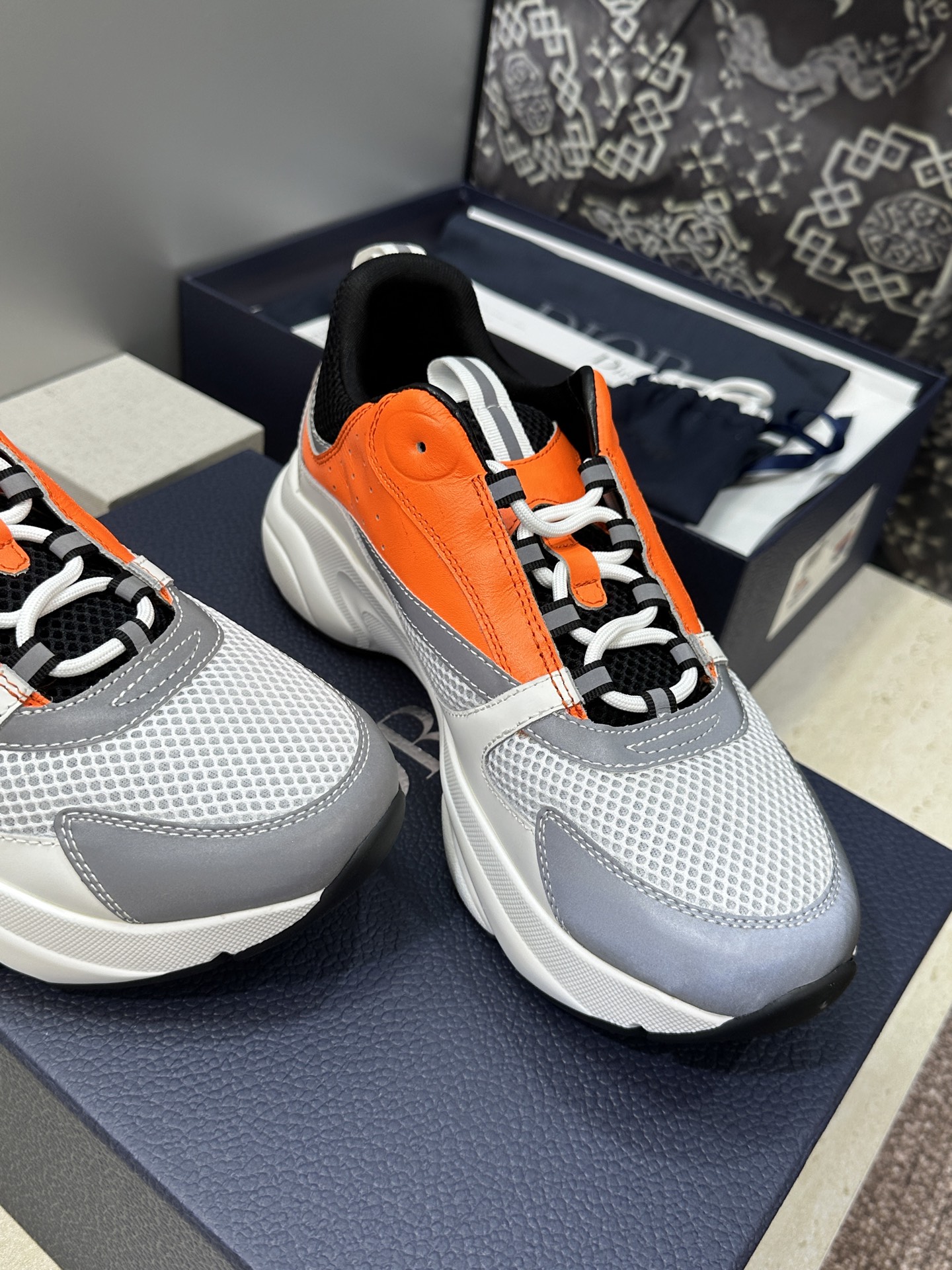 顶级版本 Dior Homme sneaker B22 男士运动休闲鞋新颜色，火爆ing的Dior B2