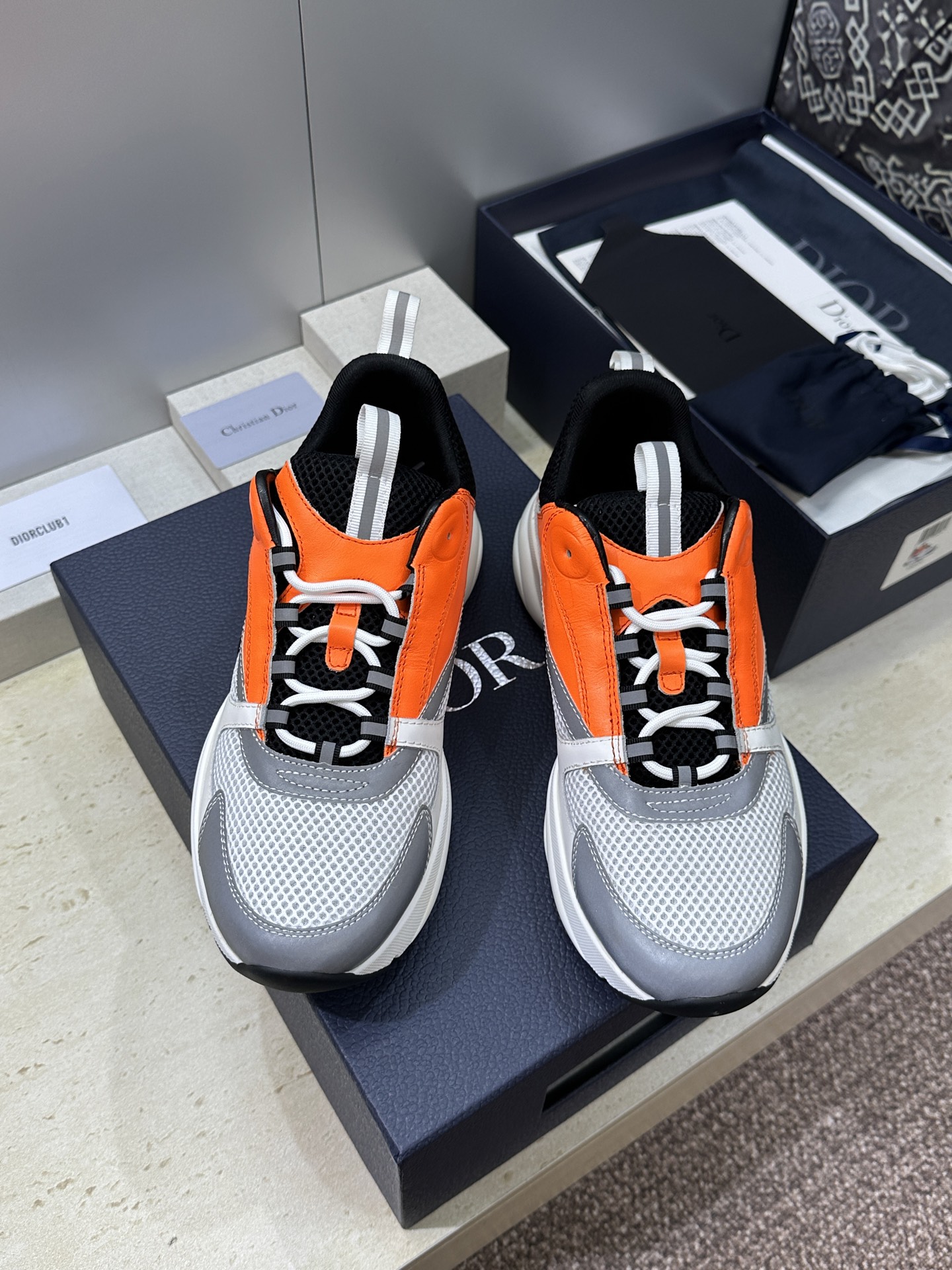 顶级版本 Dior Homme sneaker B22 男士运动休闲鞋新颜色，火爆ing的Dior B2