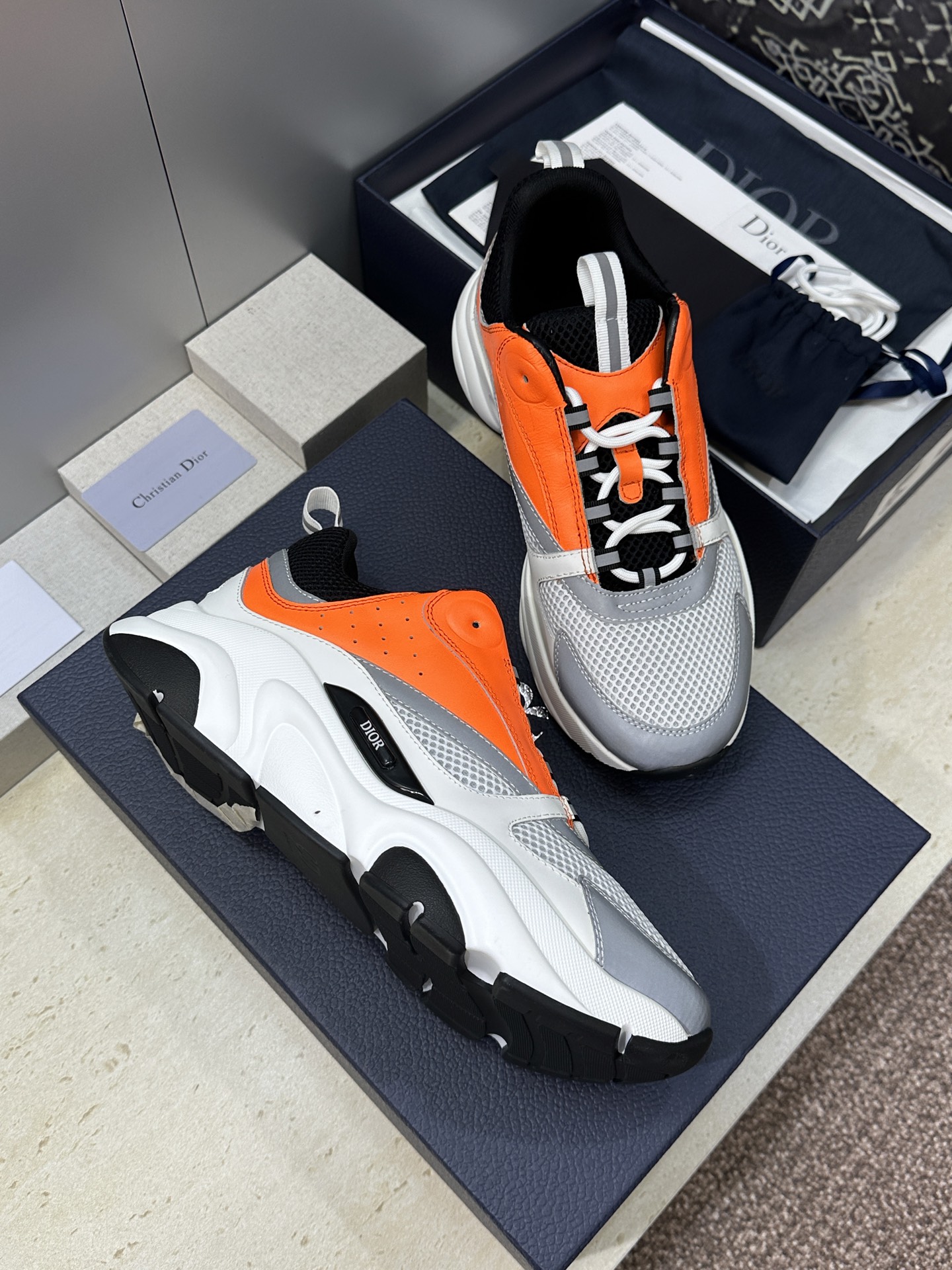 顶级版本 Dior Homme sneaker B22 男士运动休闲鞋新颜色，火爆ing的Dior B2