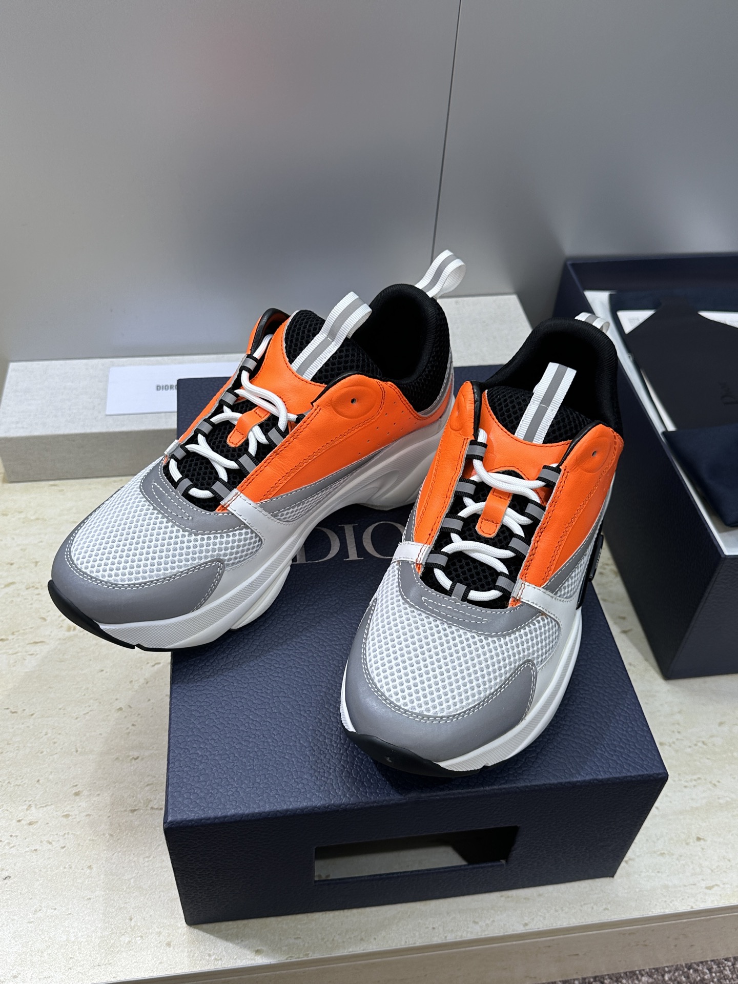 顶级版本 Dior Homme sneaker B22 男士运动休闲鞋新颜色，火爆ing的Dior B2