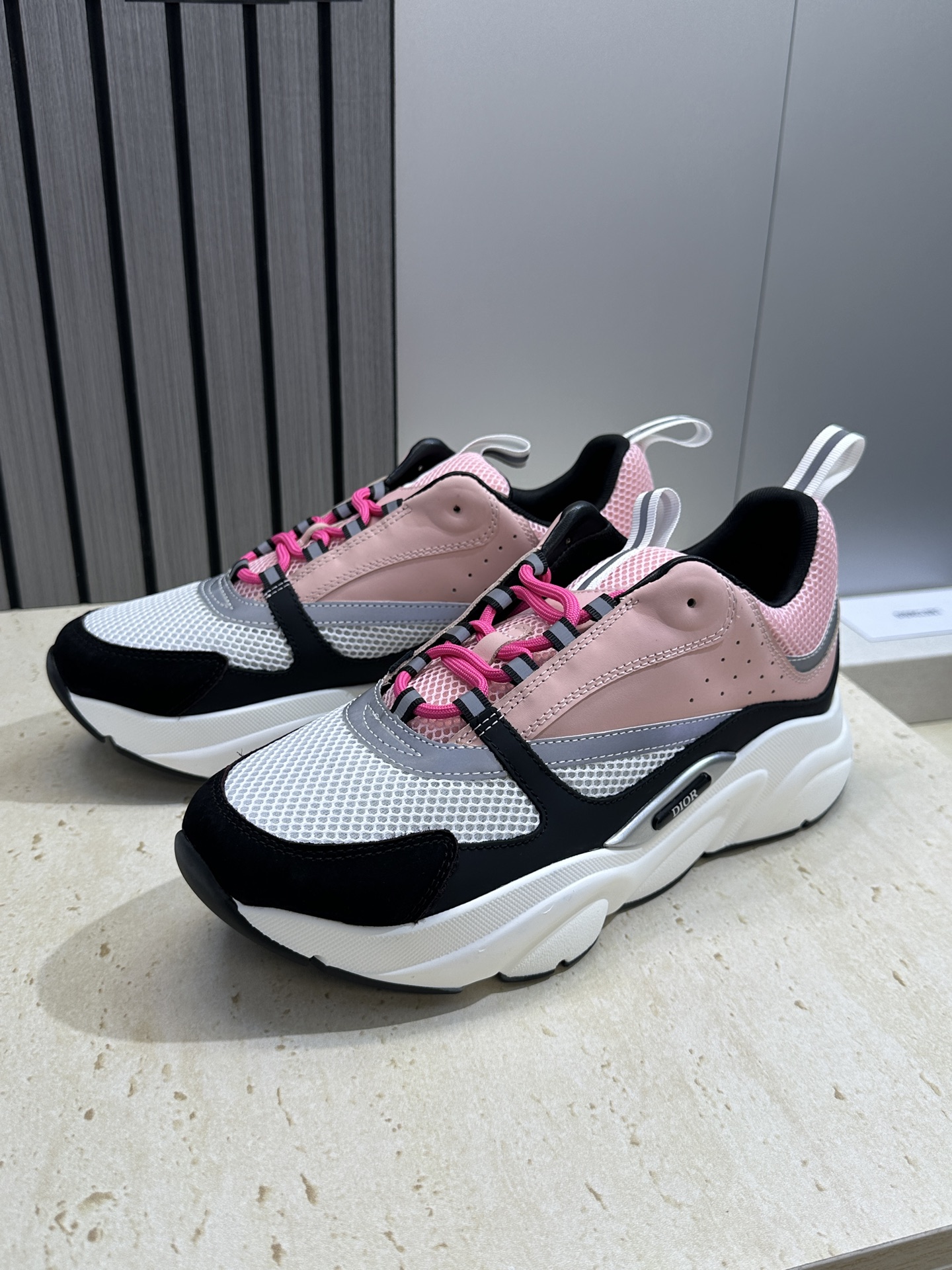 顶级版本 Dior Homme sneaker B22 男士运动休闲鞋新颜色，火爆ing的Dior B2