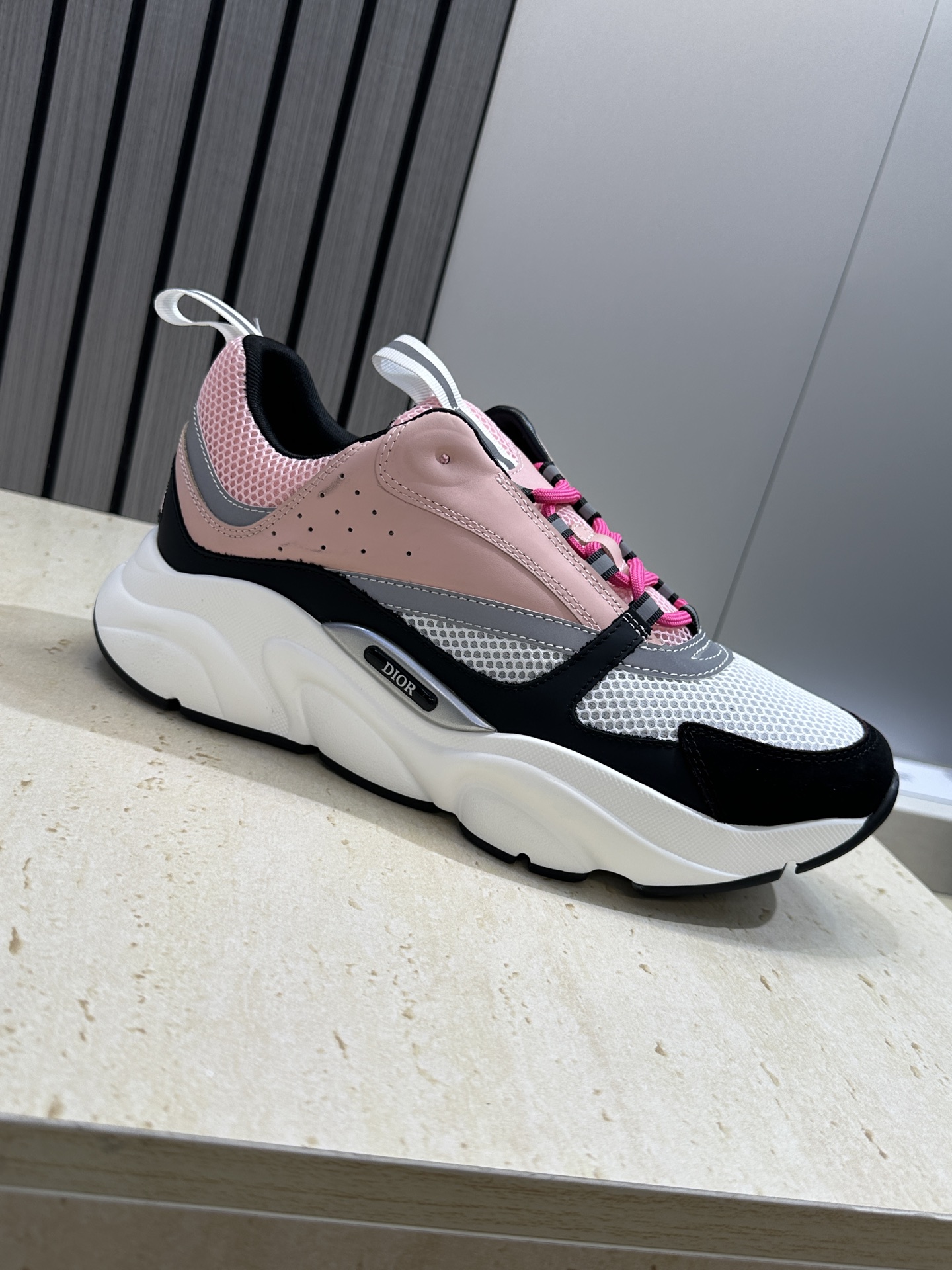 顶级版本 Dior Homme sneaker B22 男士运动休闲鞋新颜色，火爆ing的Dior B2