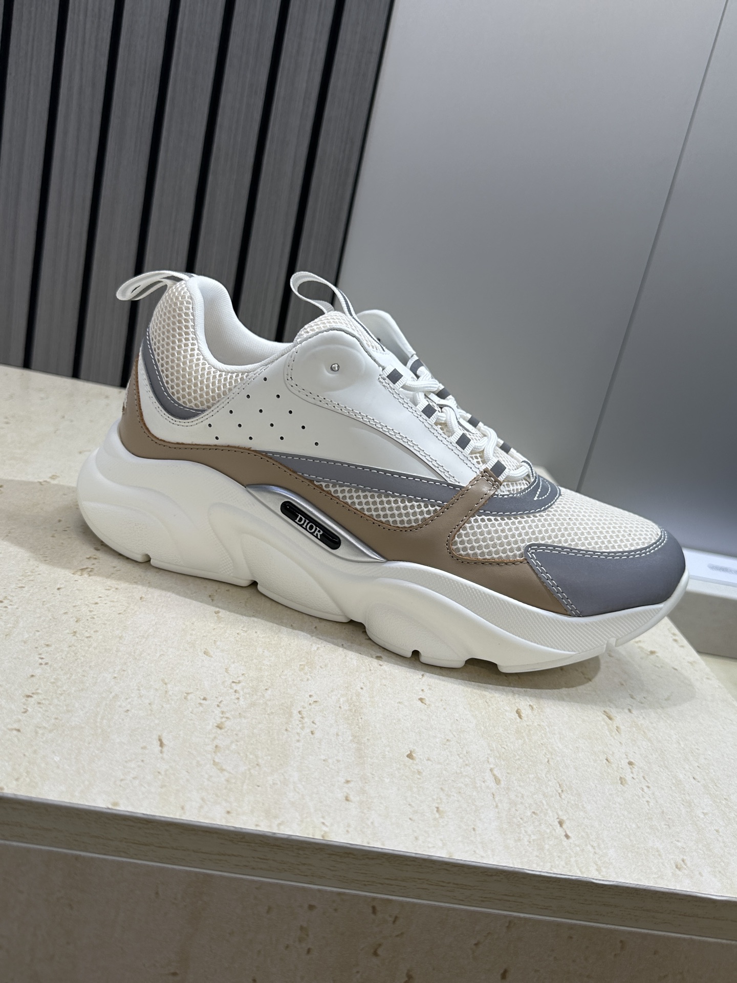 顶级版本 Dior Homme sneaker B22 男士运动休闲鞋新颜色，火爆ing的Dior B2