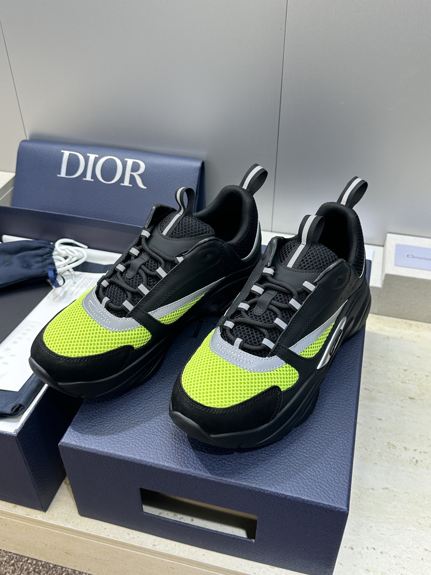 顶级版本 Dior Homme sneaker B22 男士运动休闲鞋新颜色，火爆ing的Dior B2