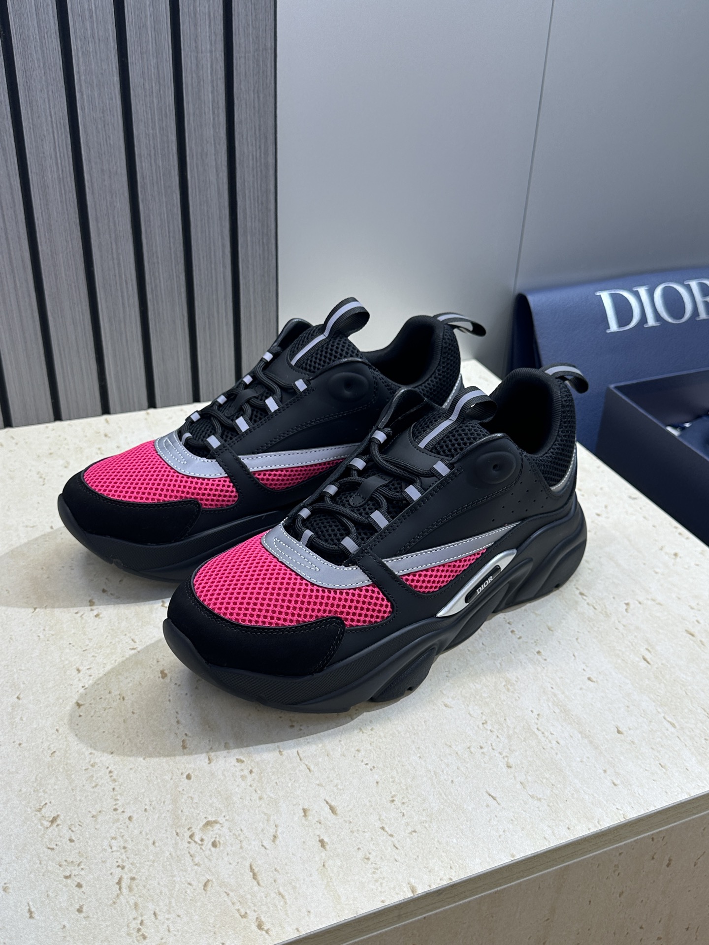 顶级版本 Dior Homme sneaker B22 男士运动休闲鞋新颜色，火爆ing的Dior B2