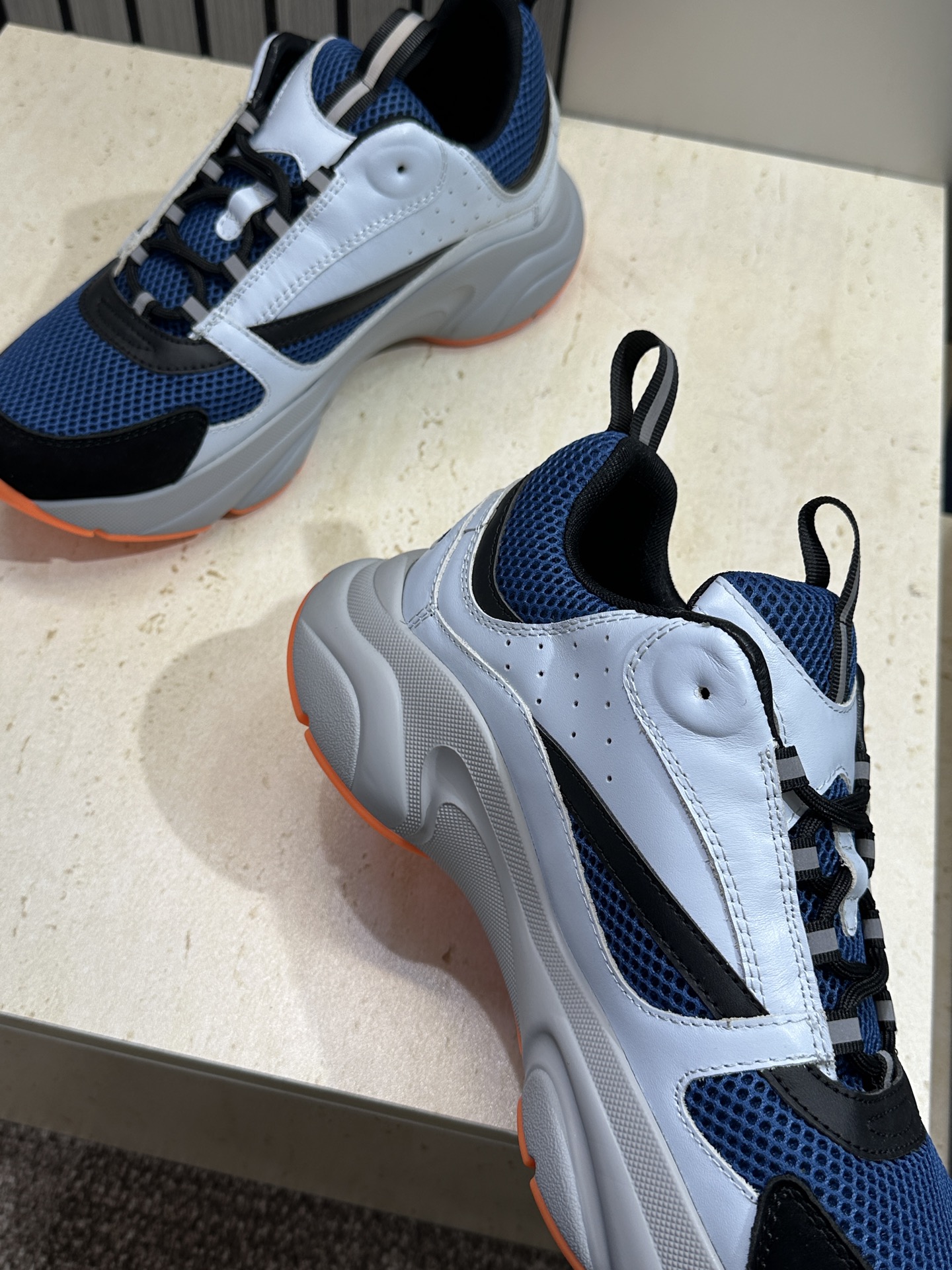 顶级版本 Dior Homme sneaker B22 男士运动休闲鞋新颜色，火爆ing的Dior B2
