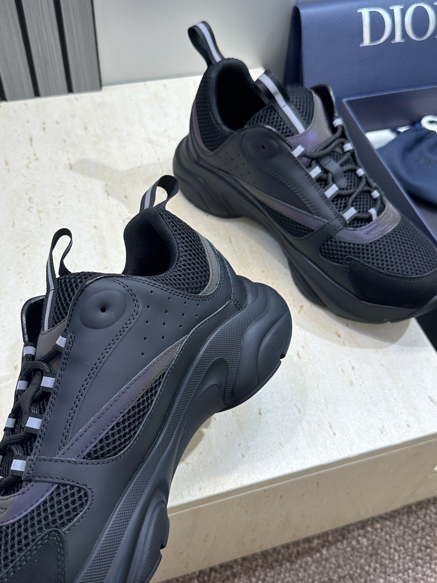 顶级版本 Dior Homme sneaker B22 男士运动休闲鞋新颜色，火爆ing的Dior B2