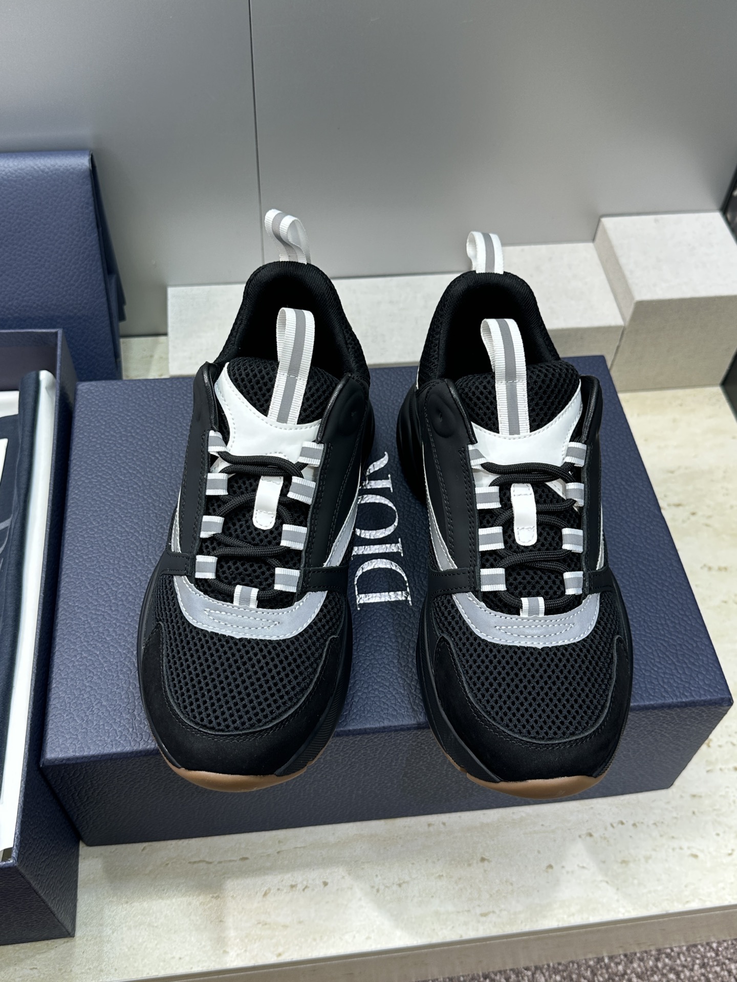 顶级版本 Dior Homme sneaker B22 男士运动休闲鞋新颜色，火爆ing的Dior B2