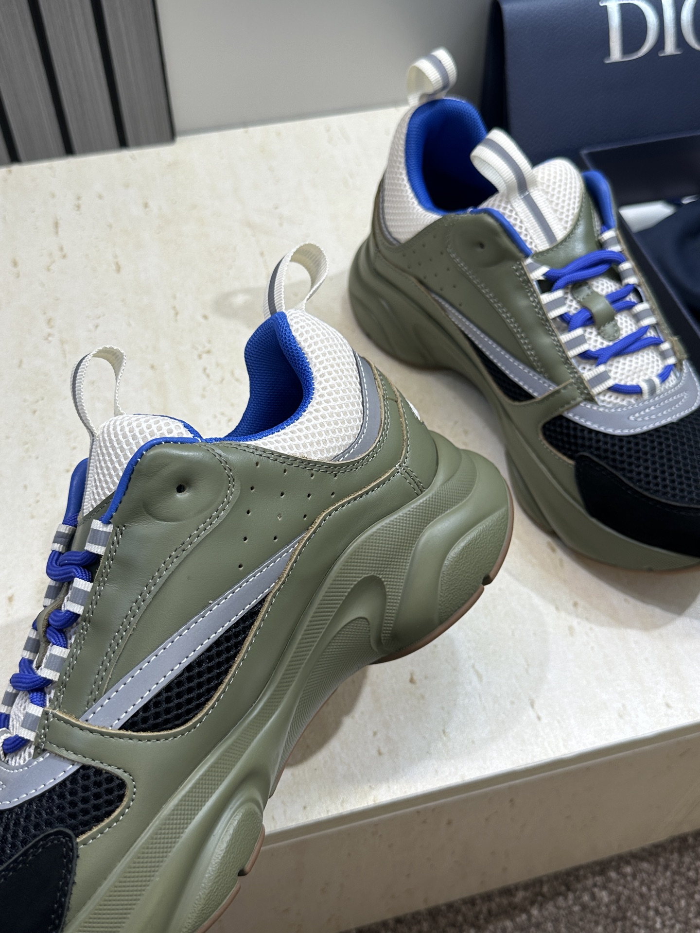 顶级版本 Dior Homme sneaker B22 男士运动休闲鞋新颜色，火爆ing的Dior B2