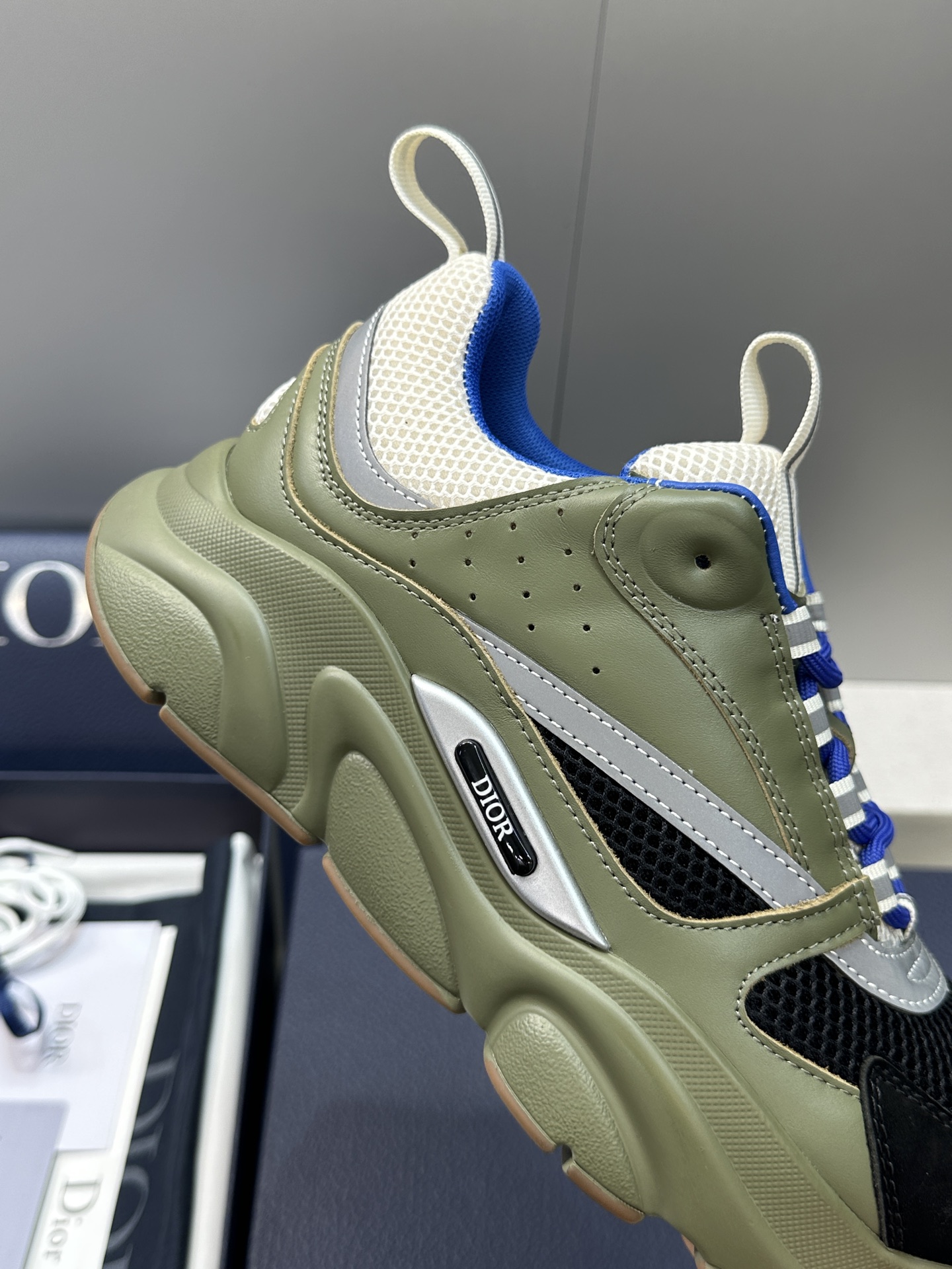 顶级版本 Dior Homme sneaker B22 男士运动休闲鞋新颜色，火爆ing的Dior B2