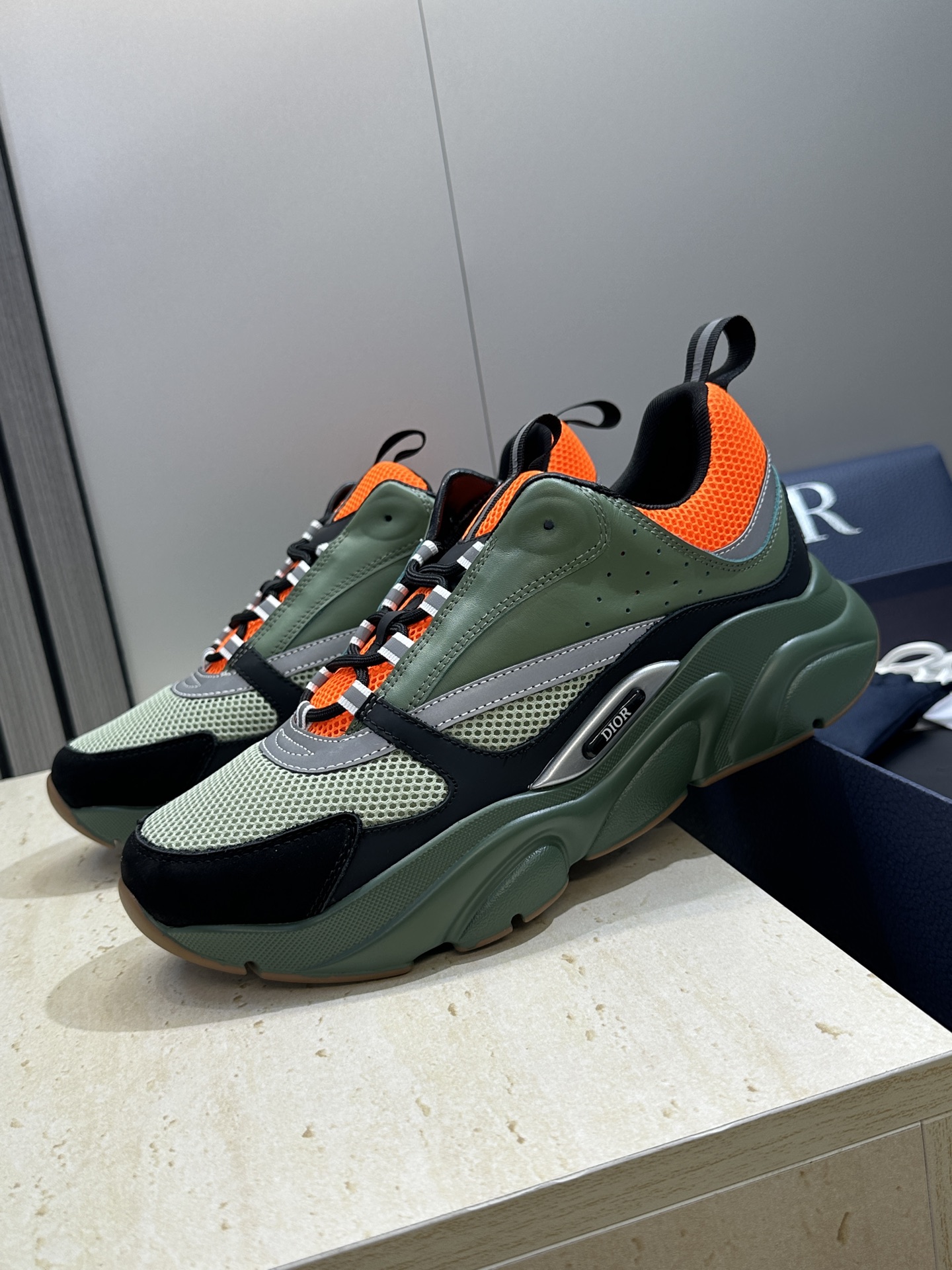 顶级版本 Dior Homme sneaker B22 男士运动休闲鞋新颜色，火爆ing的Dior B2