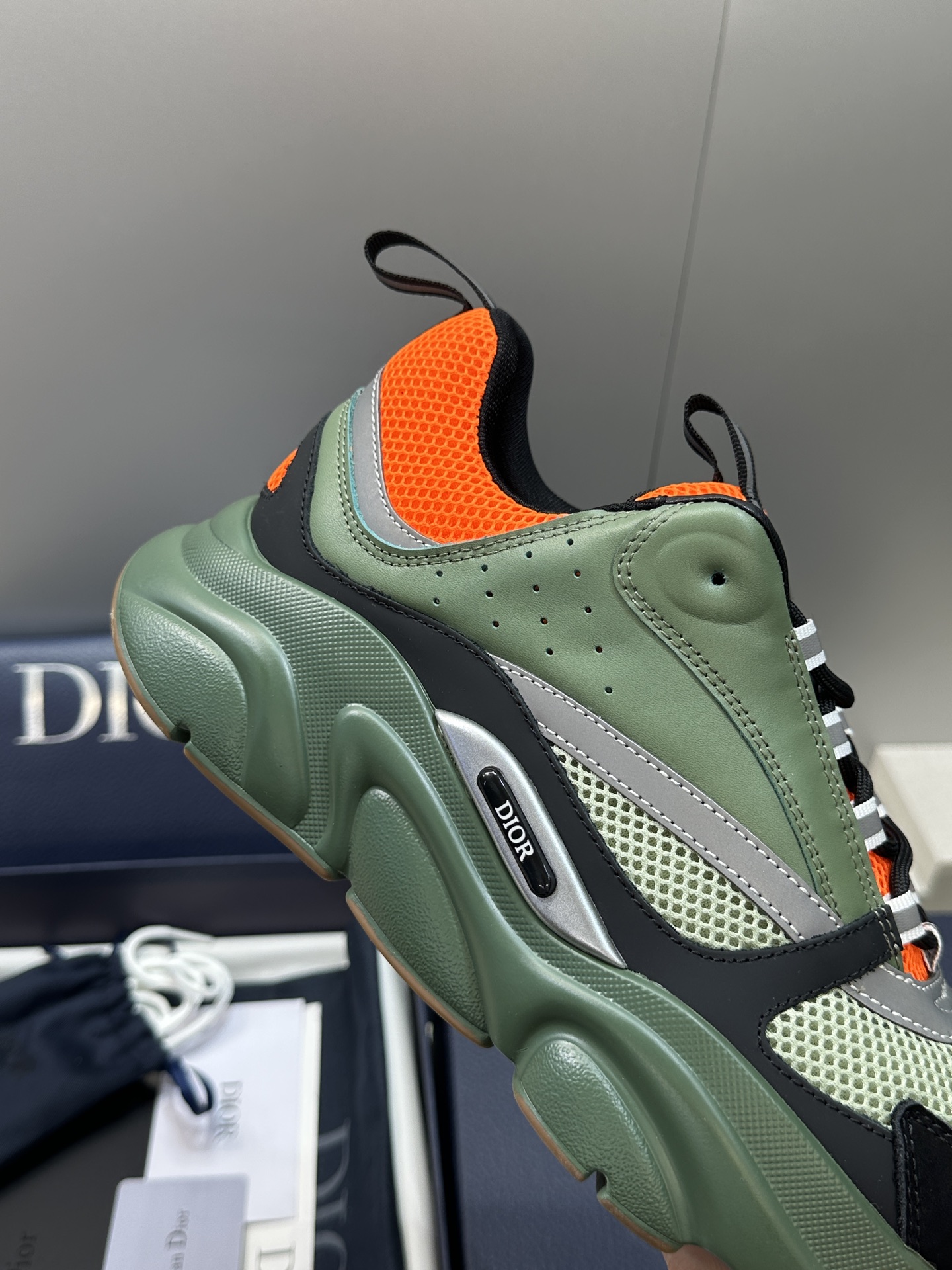 顶级版本 Dior Homme sneaker B22 男士运动休闲鞋新颜色，火爆ing的Dior B2