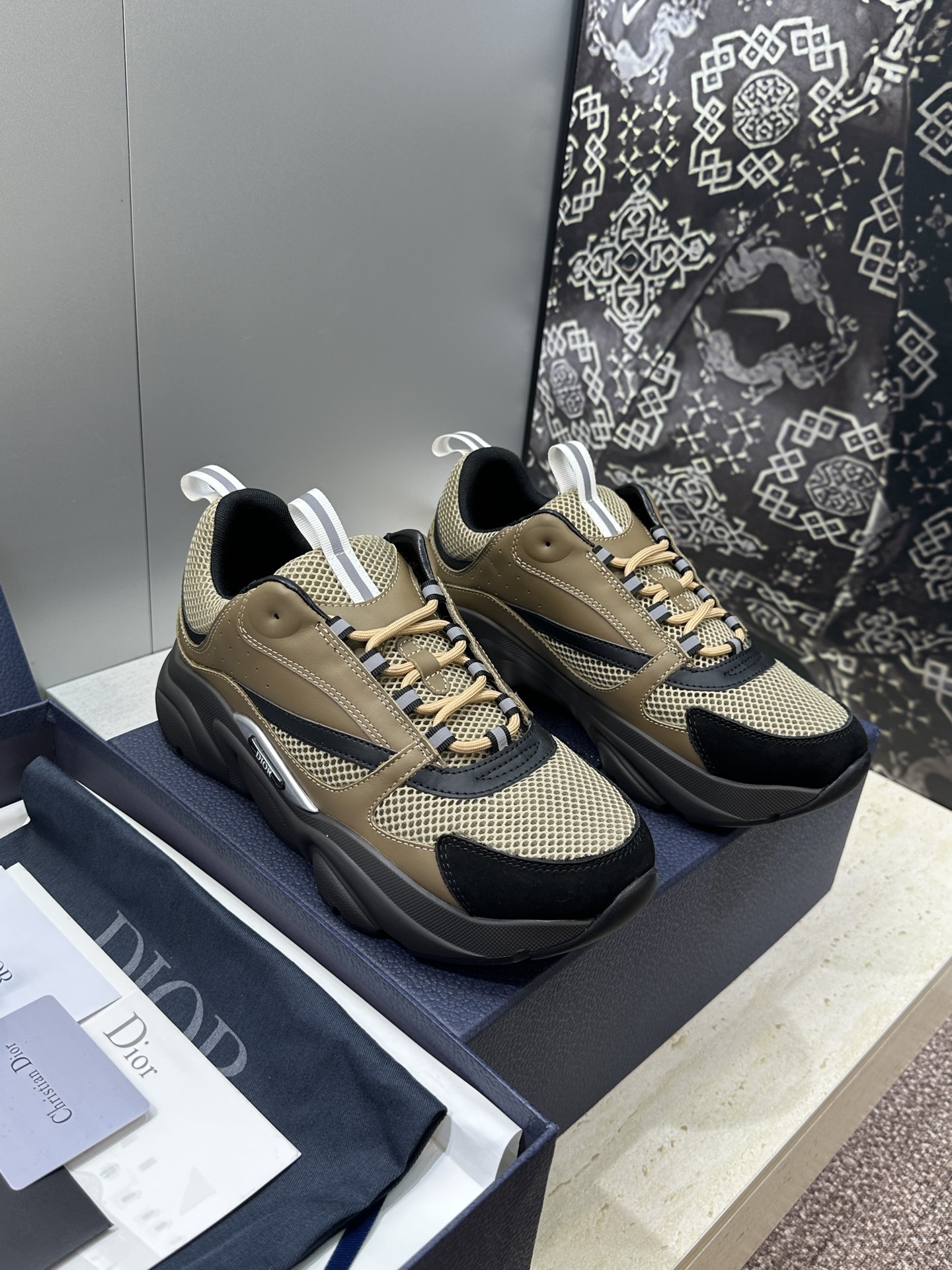 顶级版本 Dior Homme sneaker B22 男士运动休闲鞋新颜色，火爆ing的Dior B2