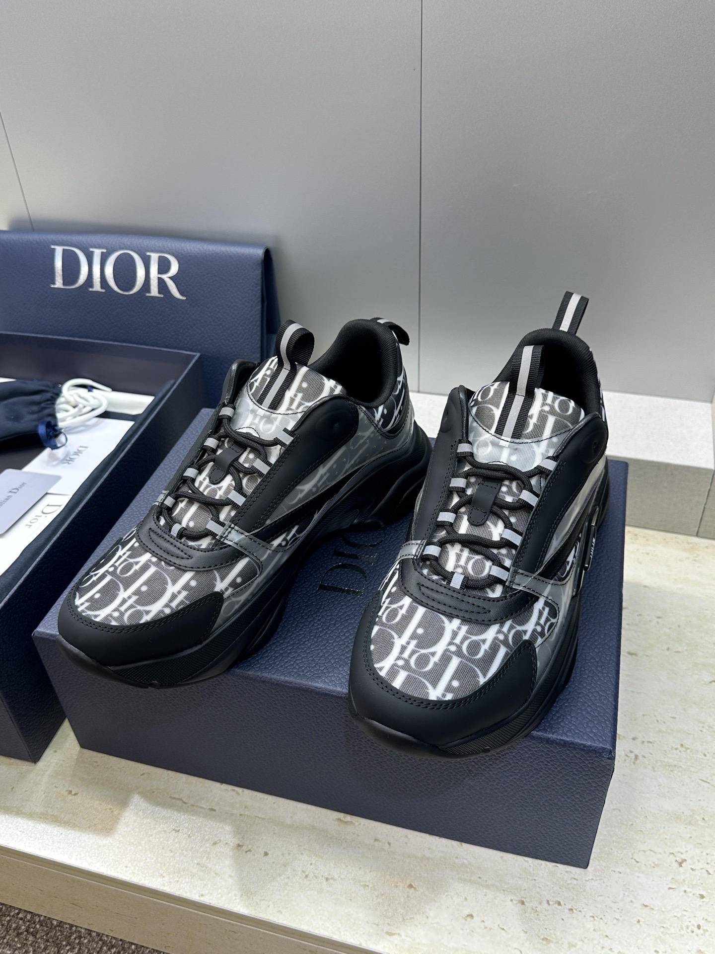 顶级版本 Dior Homme sneaker B22 男士运动休闲鞋新颜色，火爆ing的Dior B2