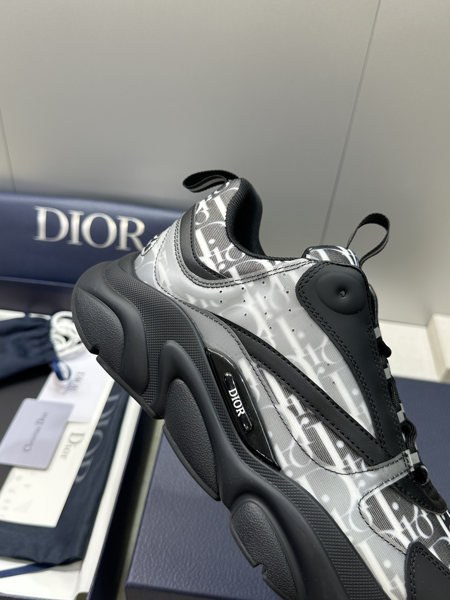 顶级版本 Dior Homme sneaker B22 男士运动休闲鞋新颜色，火爆ing的Dior B2