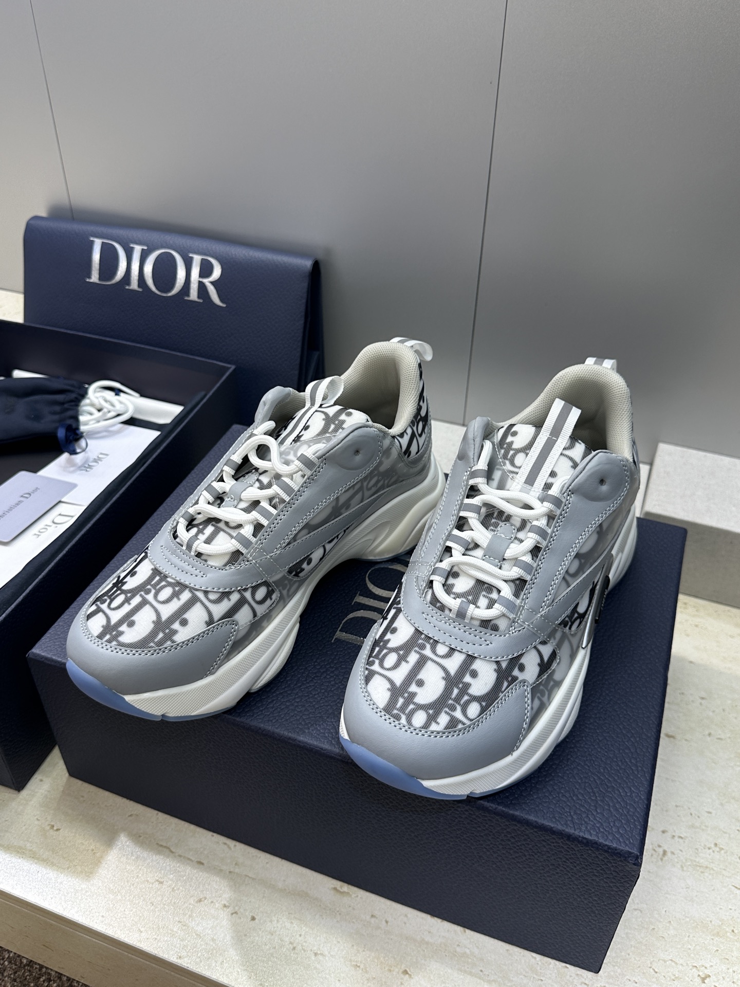 顶级版本 Dior Homme sneaker B22 男士运动休闲鞋新颜色，火爆ing的Dior B2