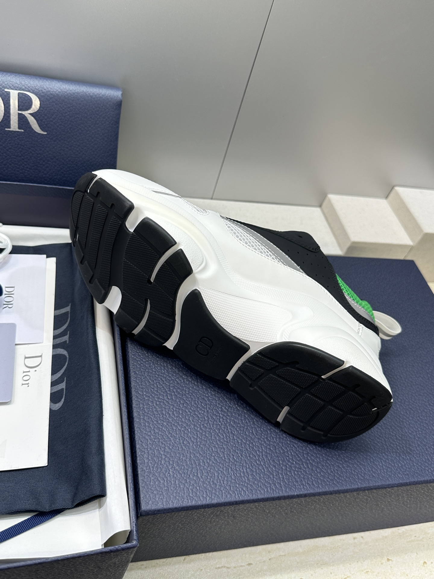 顶级版本 Dior Homme sneaker B22 男士运动休闲鞋新颜色，火爆ing的Dior B2