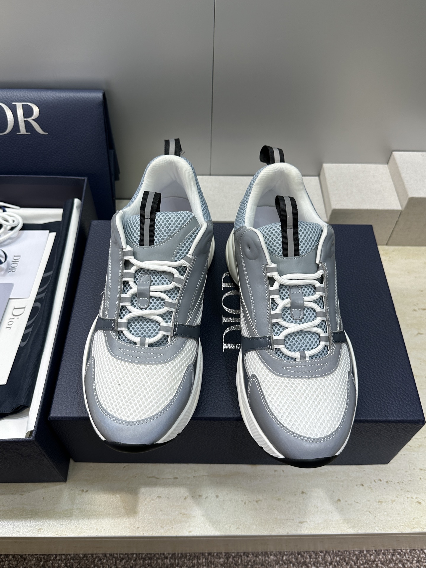 顶级版本 Dior Homme sneaker B22 男士运动休闲鞋新颜色，火爆ing的Dior B2