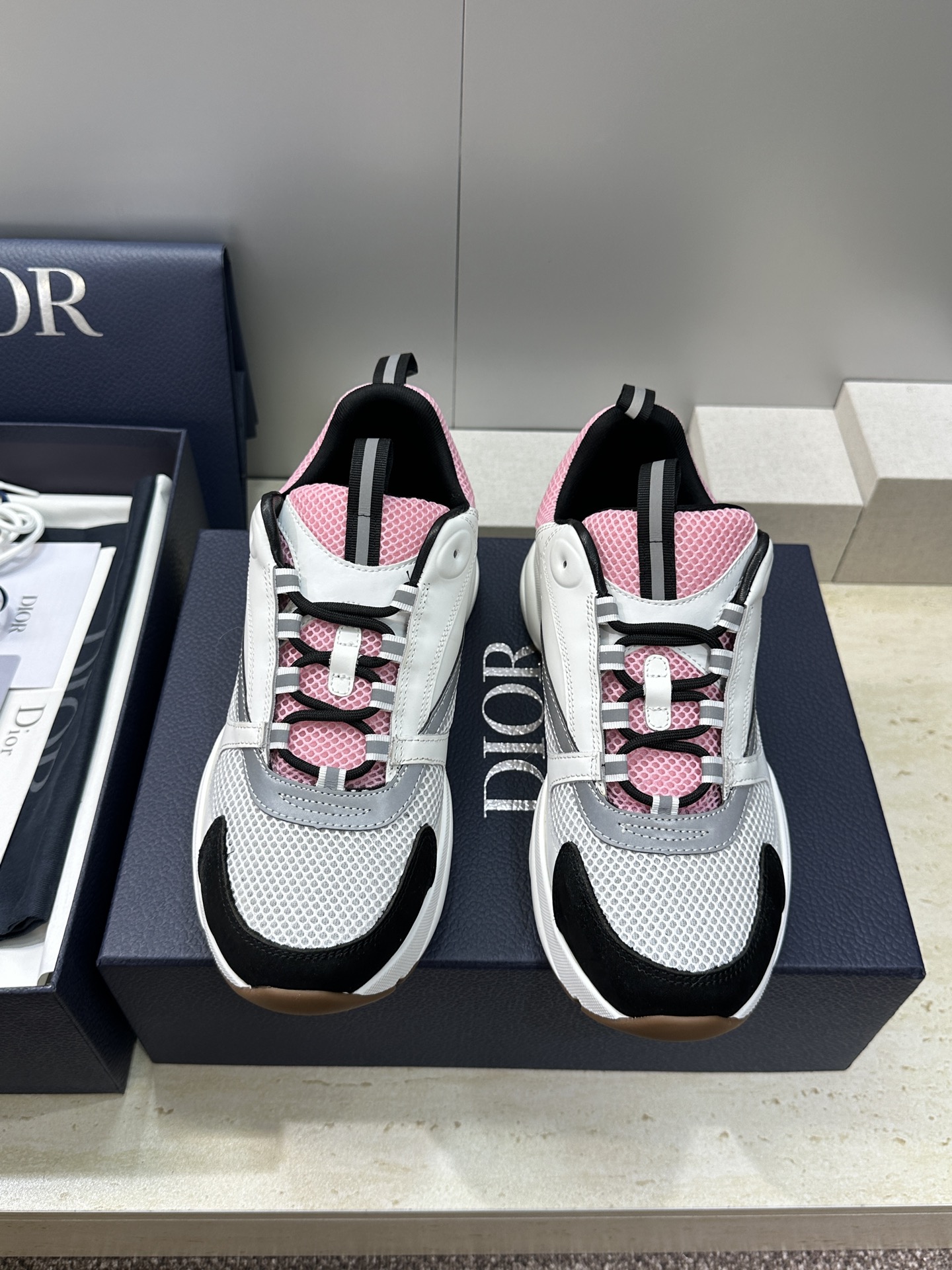 顶级版本 Dior Homme sneaker B22 男士运动休闲鞋新颜色，火爆ing的Dior B2