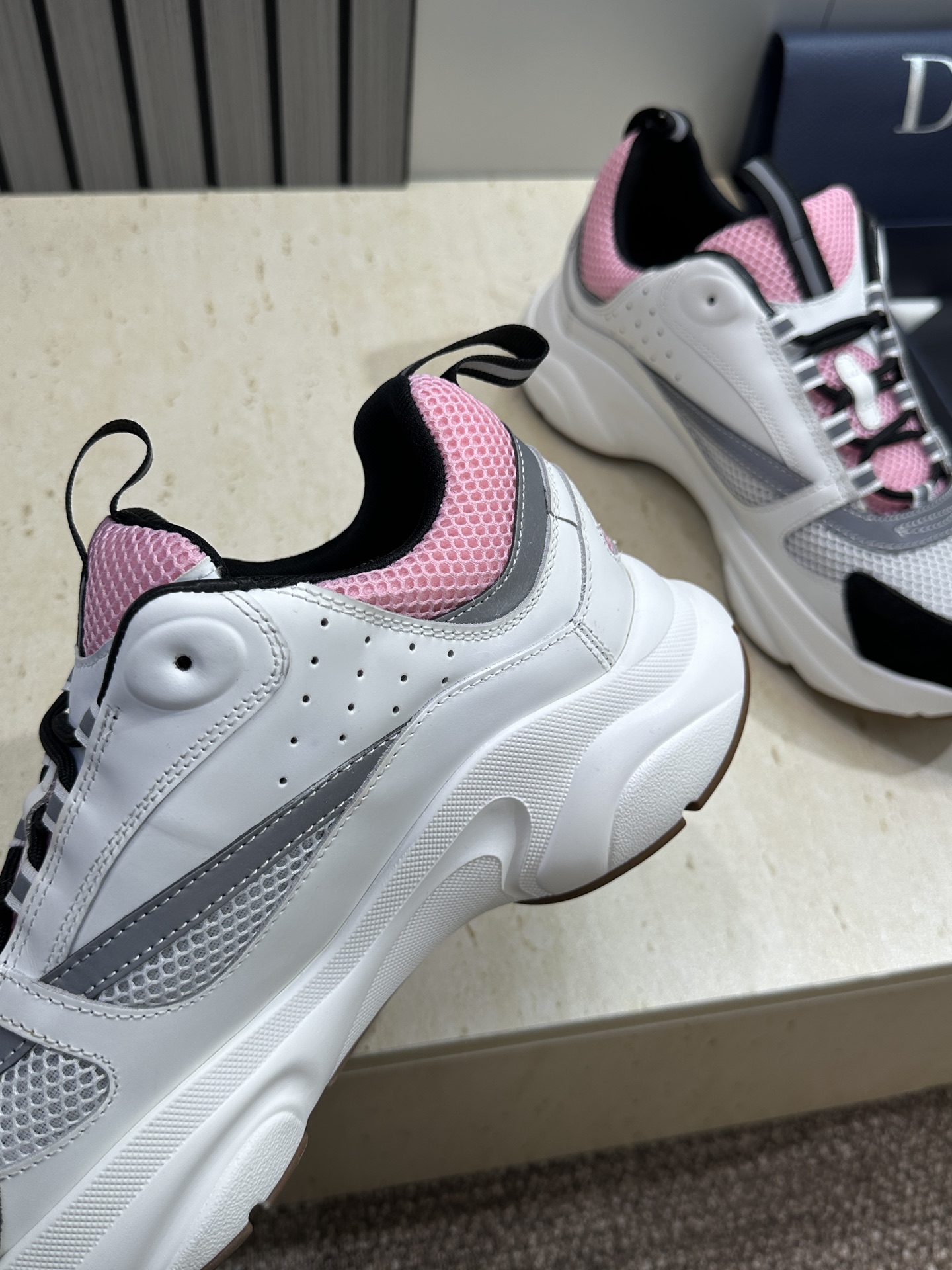 顶级版本 Dior Homme sneaker B22 男士运动休闲鞋新颜色，火爆ing的Dior B2
