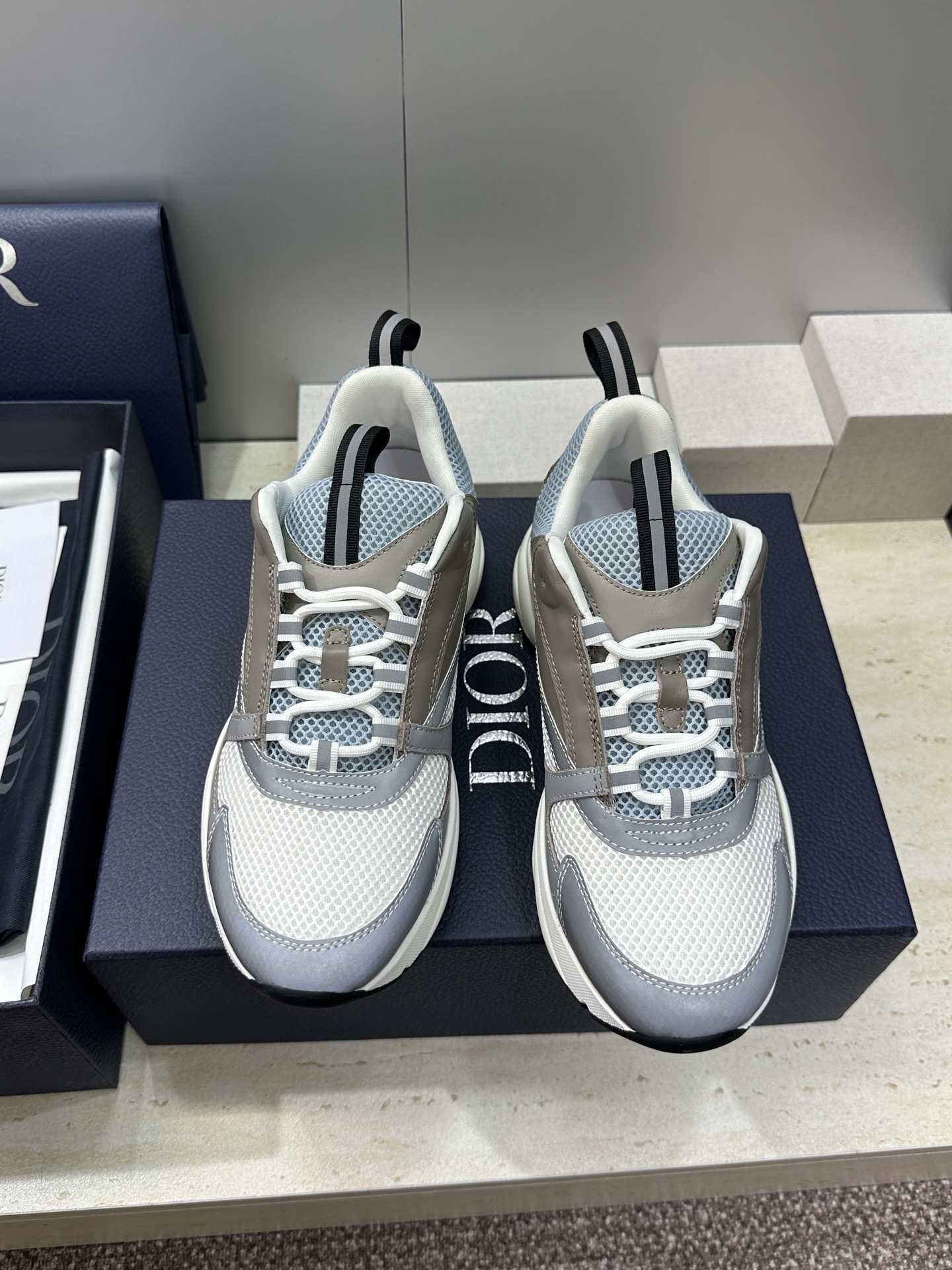 顶级版本 Dior Homme sneaker B22 男士运动休闲鞋新颜色，火爆ing的Dior B2