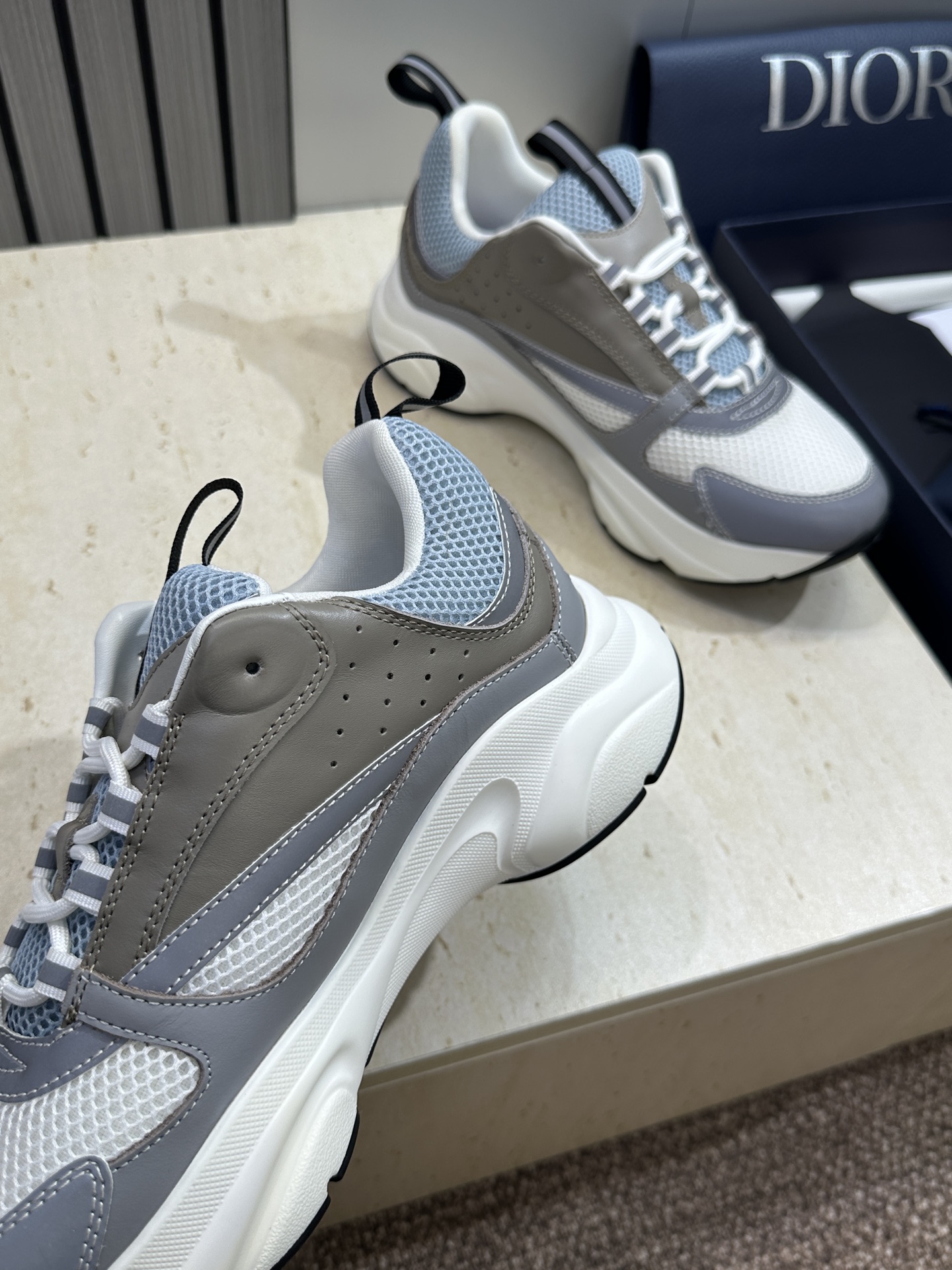顶级版本 Dior Homme sneaker B22 男士运动休闲鞋新颜色，火爆ing的Dior B2
