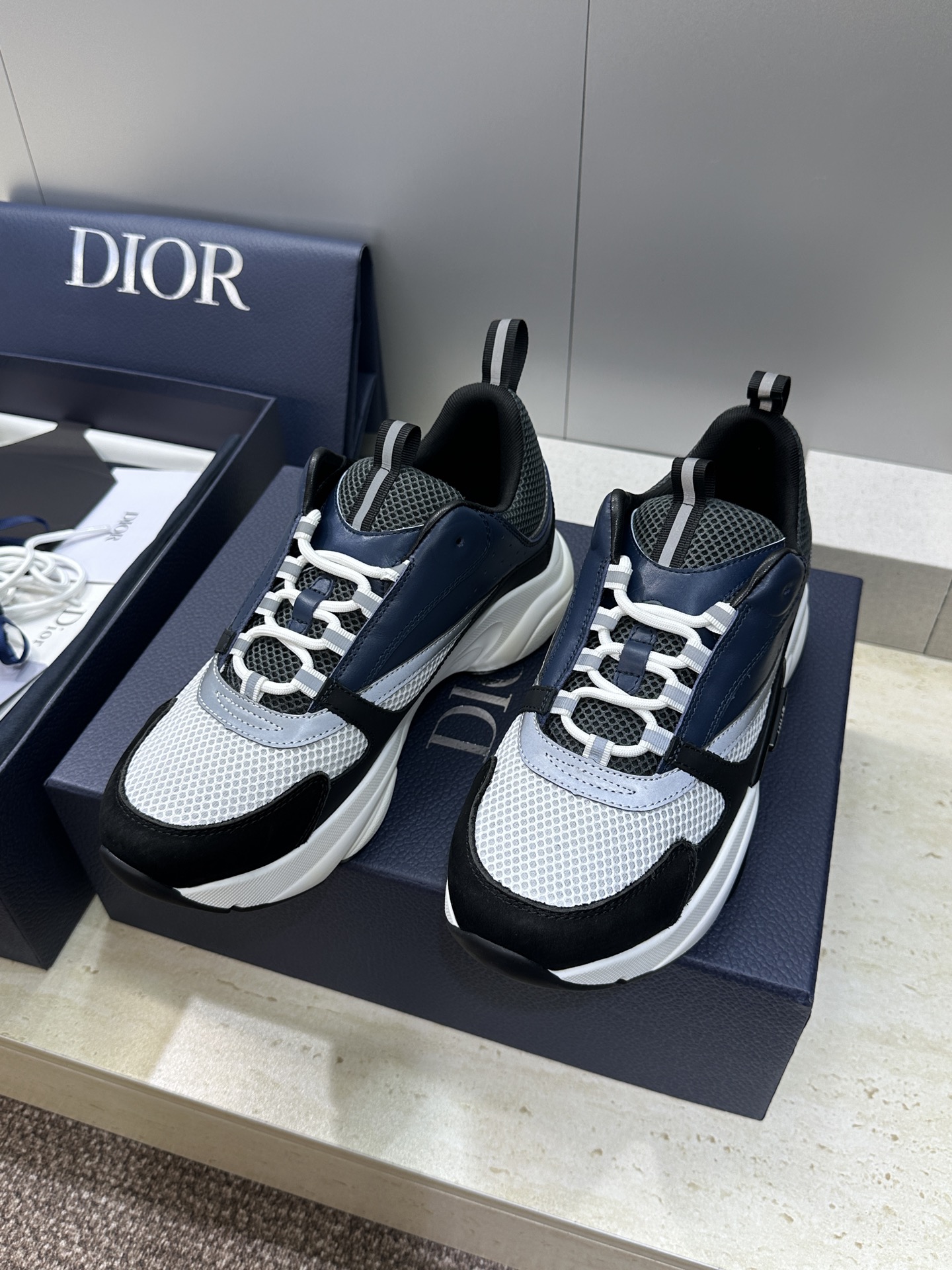 顶级版本 Dior Homme sneaker B22 男士运动休闲鞋新颜色，火爆ing的Dior B2