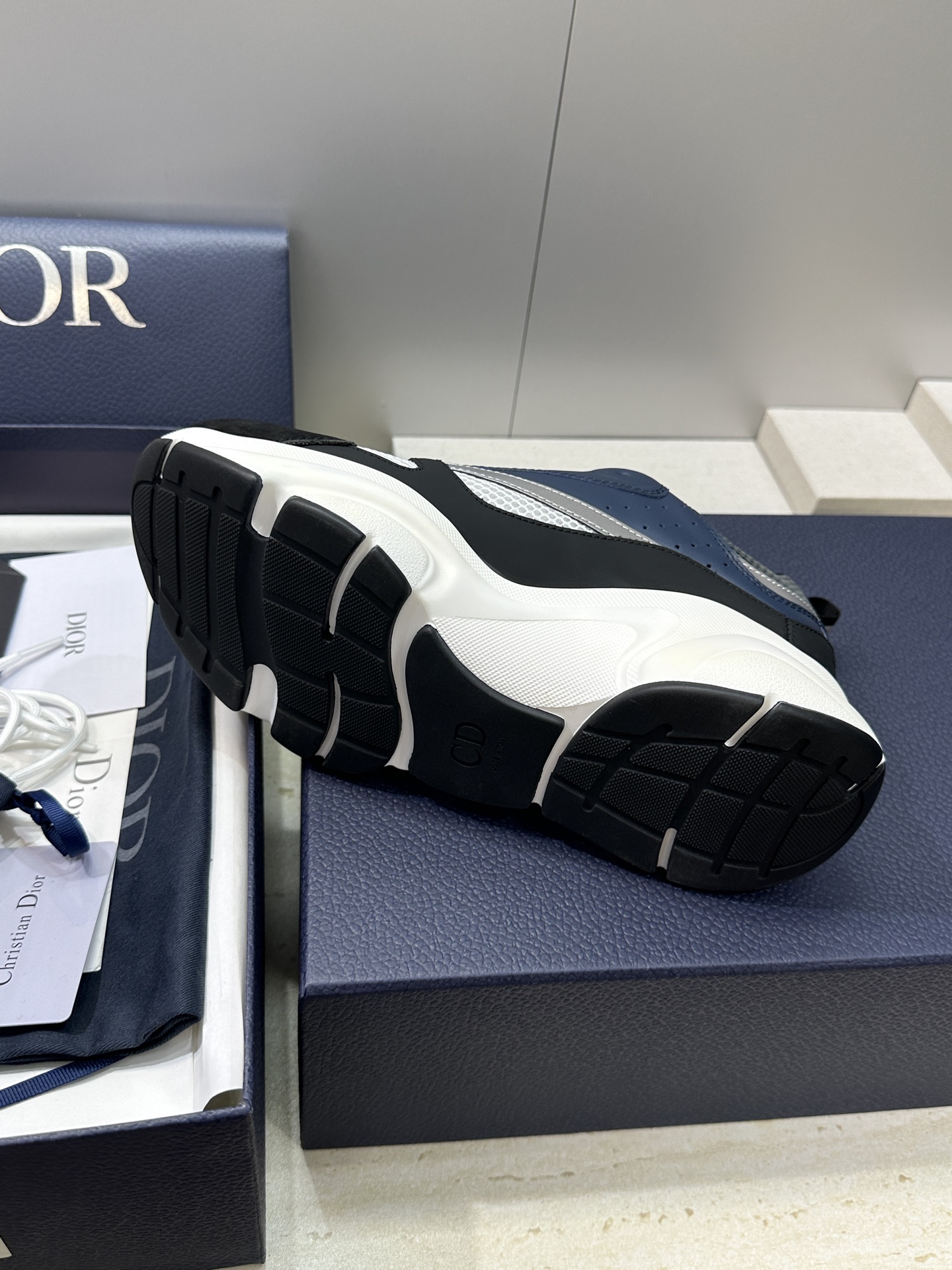顶级版本 Dior Homme sneaker B22 男士运动休闲鞋新颜色，火爆ing的Dior B2