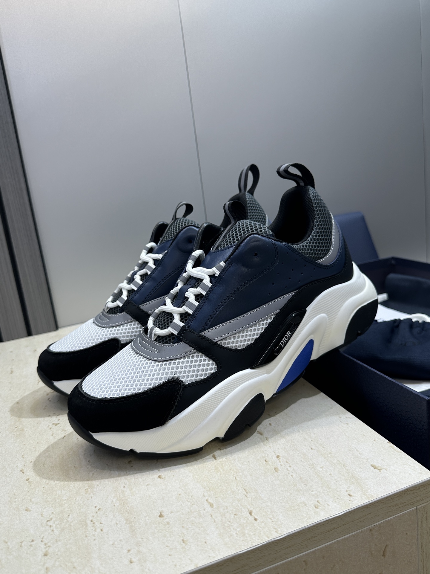 顶级版本 Dior Homme sneaker B22 男士运动休闲鞋新颜色，火爆ing的Dior B2