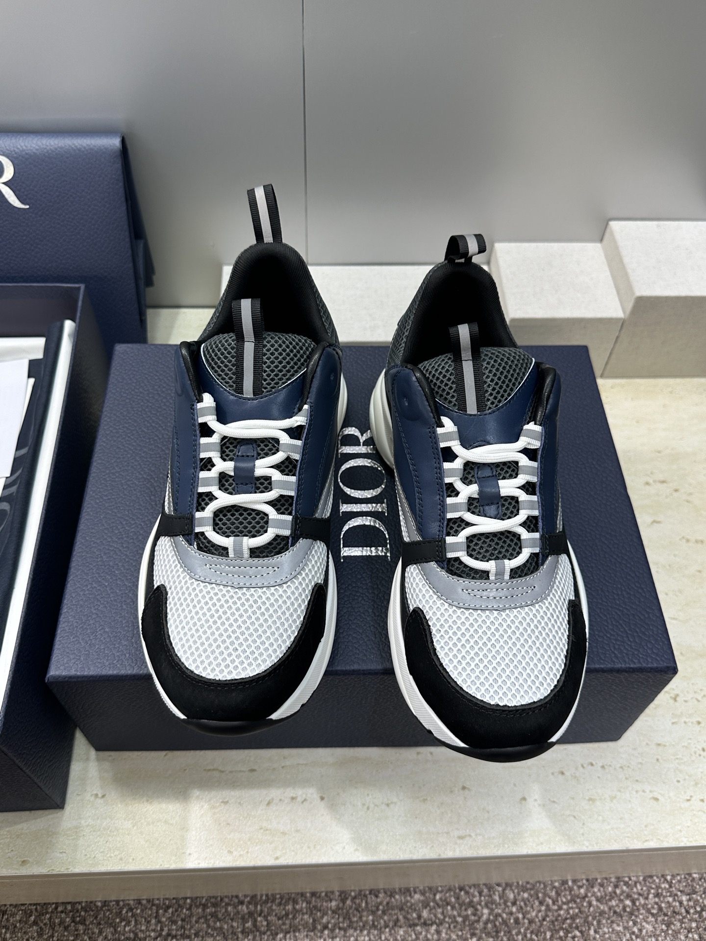 顶级版本 Dior Homme sneaker B22 男士运动休闲鞋新颜色，火爆ing的Dior B2