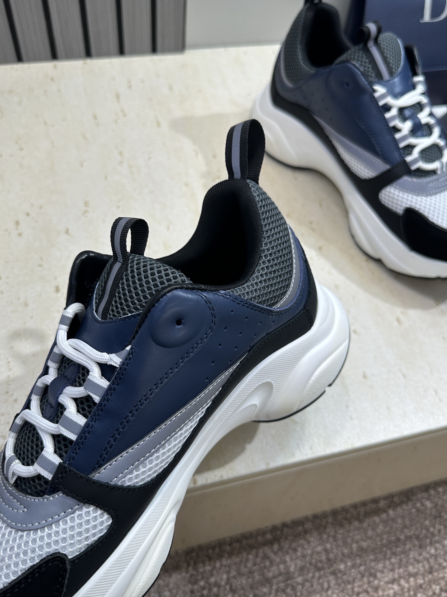 顶级版本 Dior Homme sneaker B22 男士运动休闲鞋新颜色，火爆ing的Dior B2