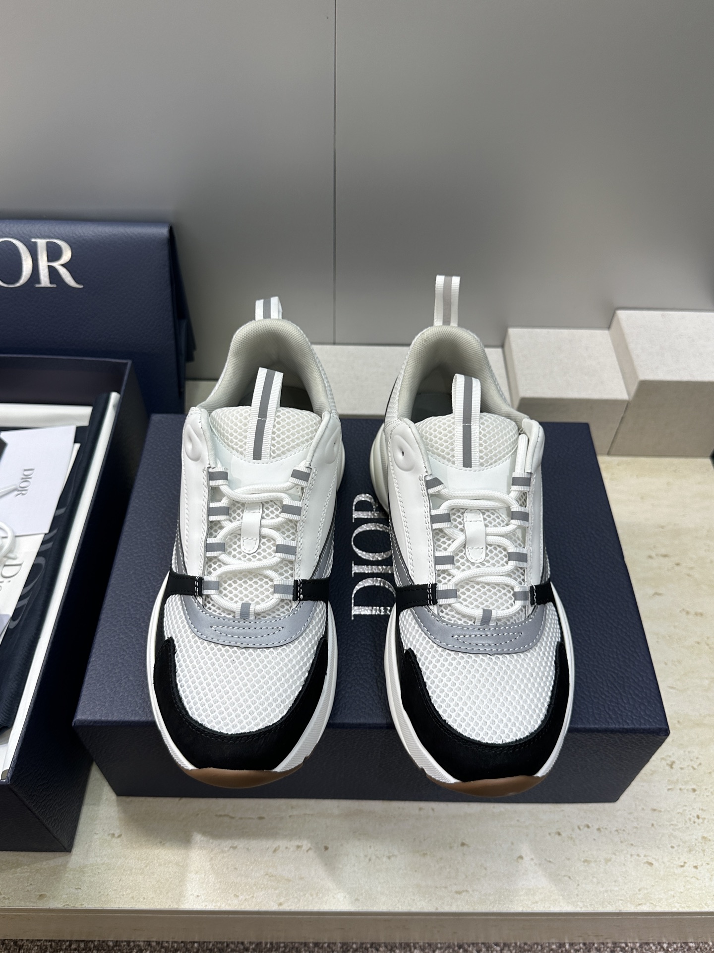顶级版本 Dior Homme sneaker B22 男士运动休闲鞋新颜色，火爆ing的Dior B2