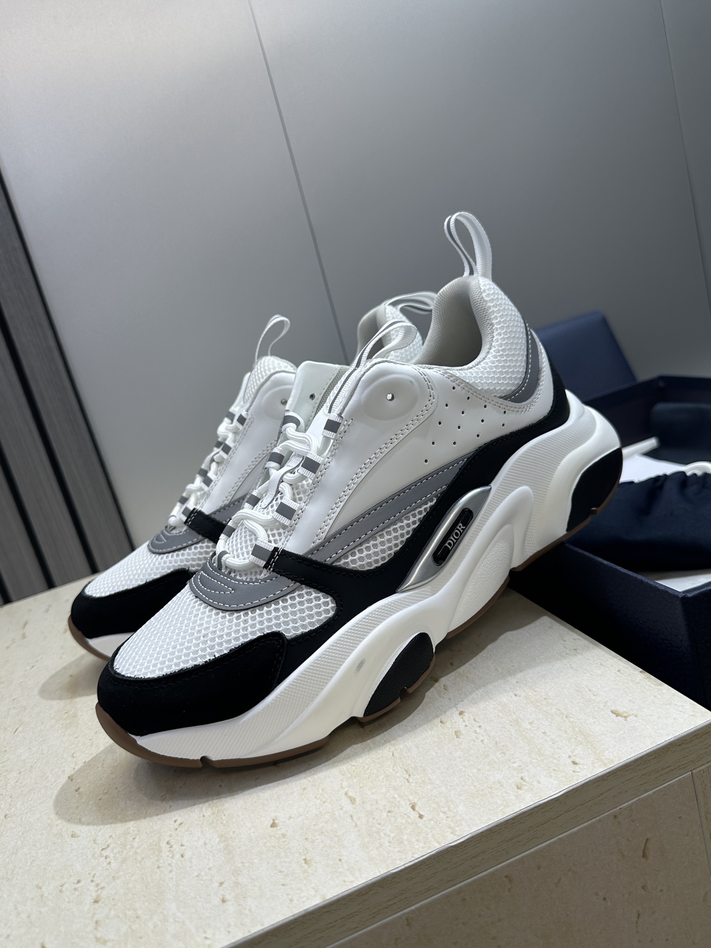 顶级版本 Dior Homme sneaker B22 男士运动休闲鞋新颜色，火爆ing的Dior B2